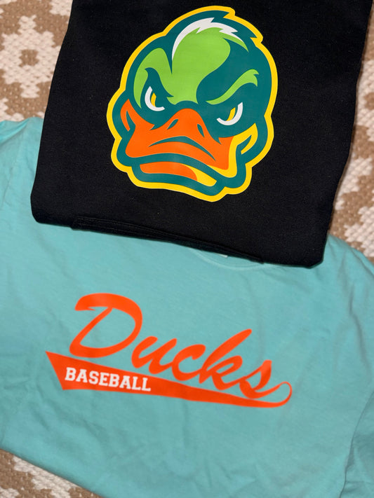 Short sleeve tee- ducks